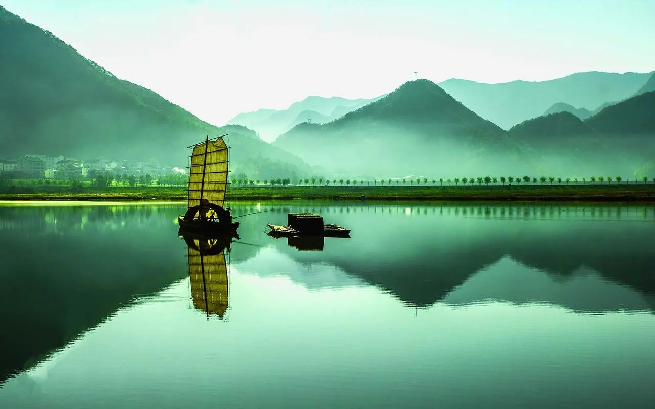 液晶电视花屏是什么原因
